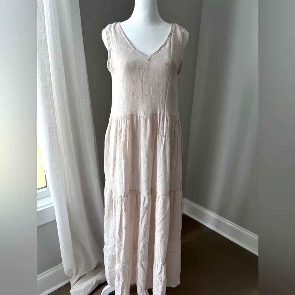 Woman's summer dress